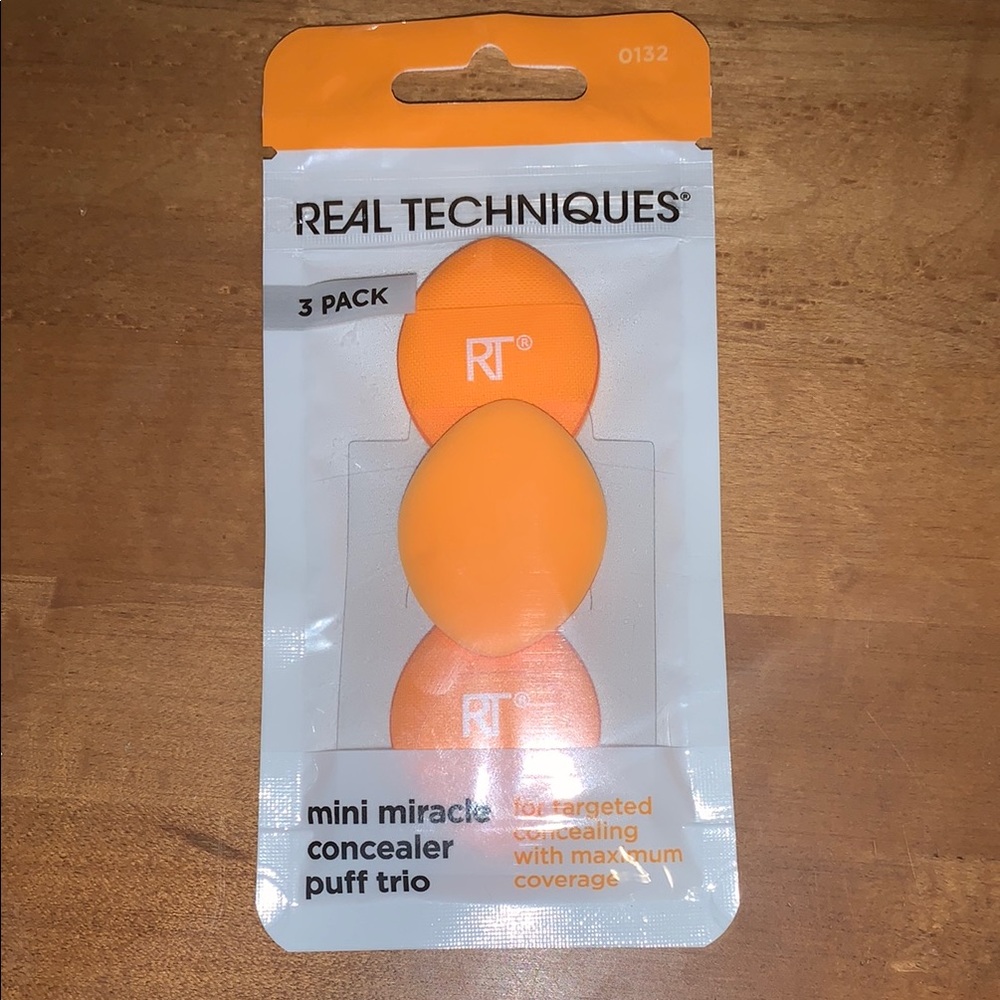 NEW Real Techniques Mini Miracle Concealer Puff Trio - Picture 3 of 4